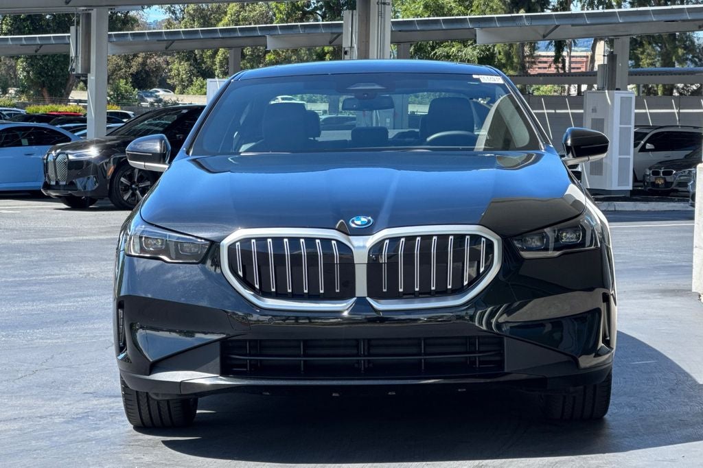 2025 BMW i5 eDrive40