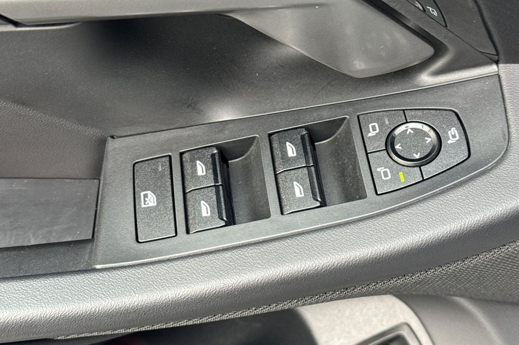 2025 BMW i5 eDrive40