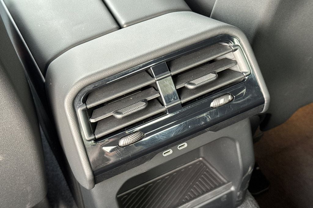 2025 BMW i5 eDrive40