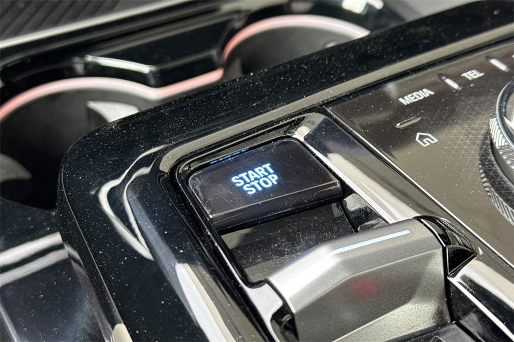 2025 BMW i5 eDrive40