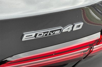 2025 BMW i5 eDrive40