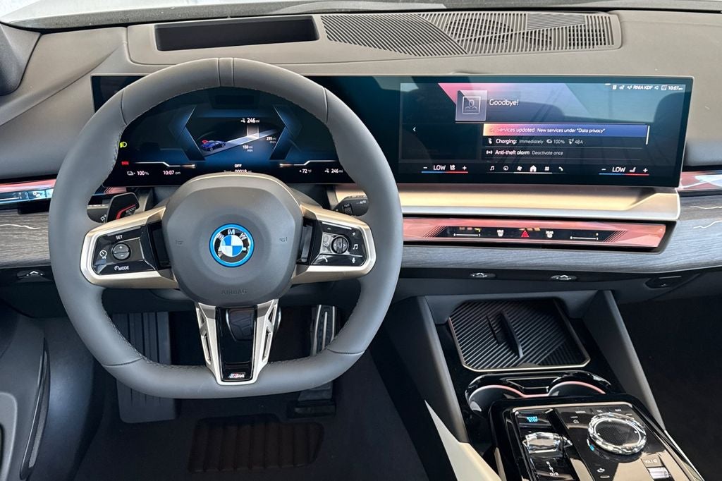 2027 BMW i5 xDrive40