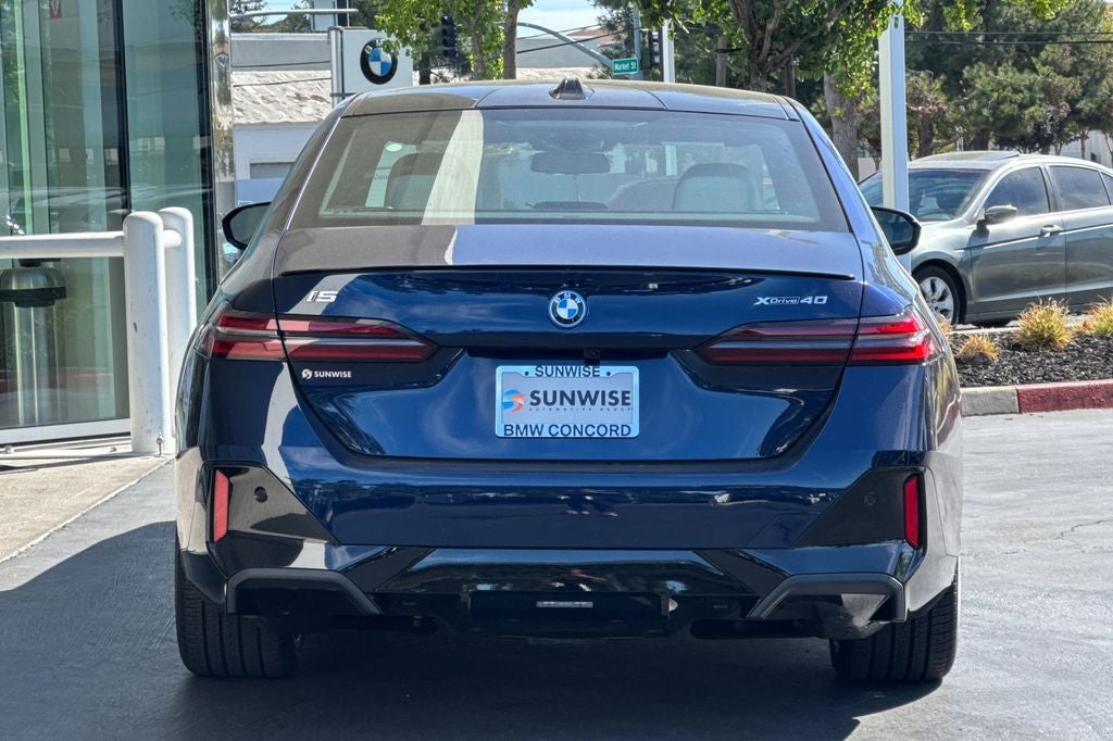 2027 BMW i5 xDrive40