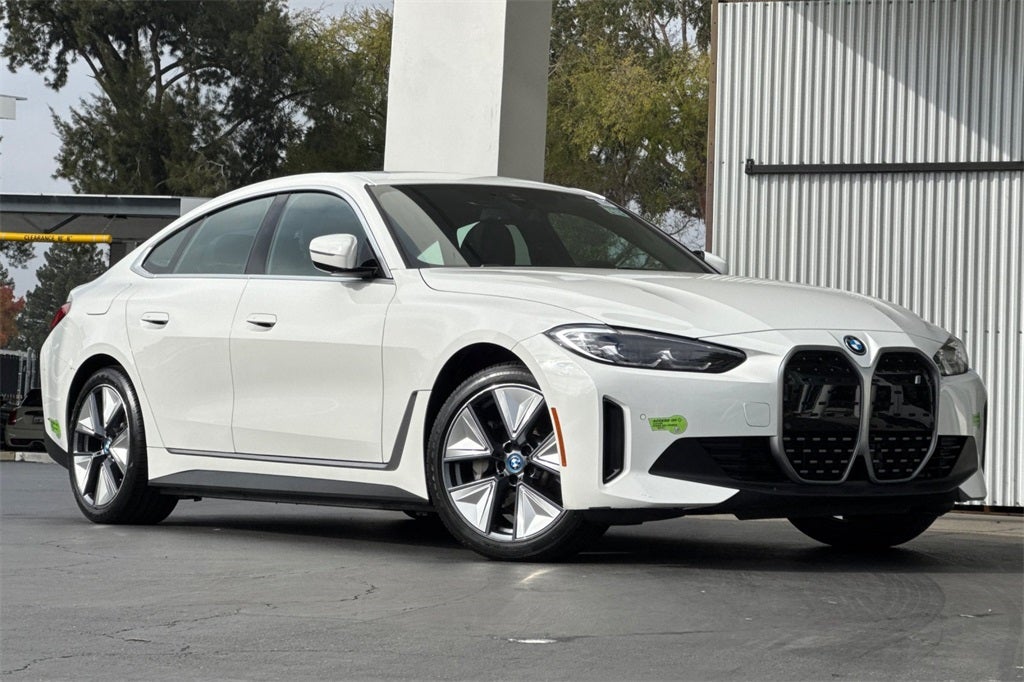 2023 BMW i4 eDrive35