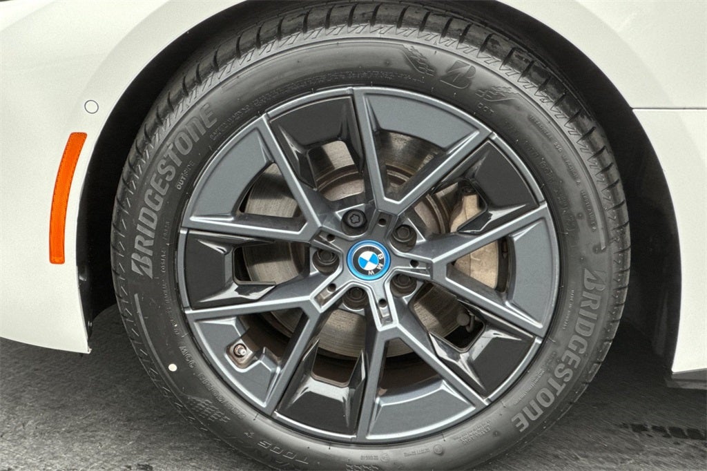 2024 BMW i4 eDrive35