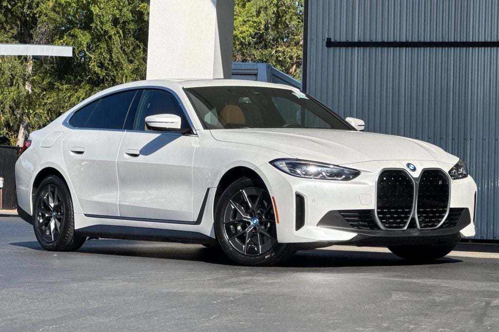 2023 BMW i4 eDrive35