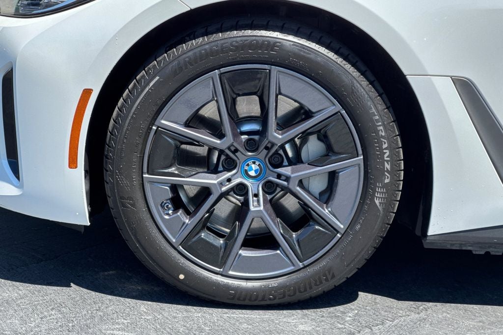 2023 BMW i4 eDrive35