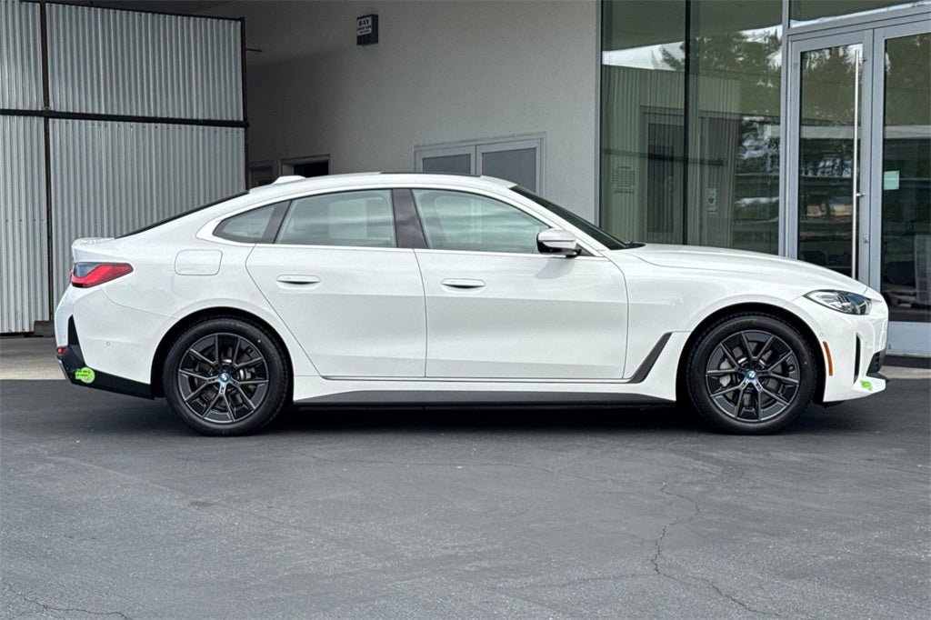 2023 BMW i4 eDrive35