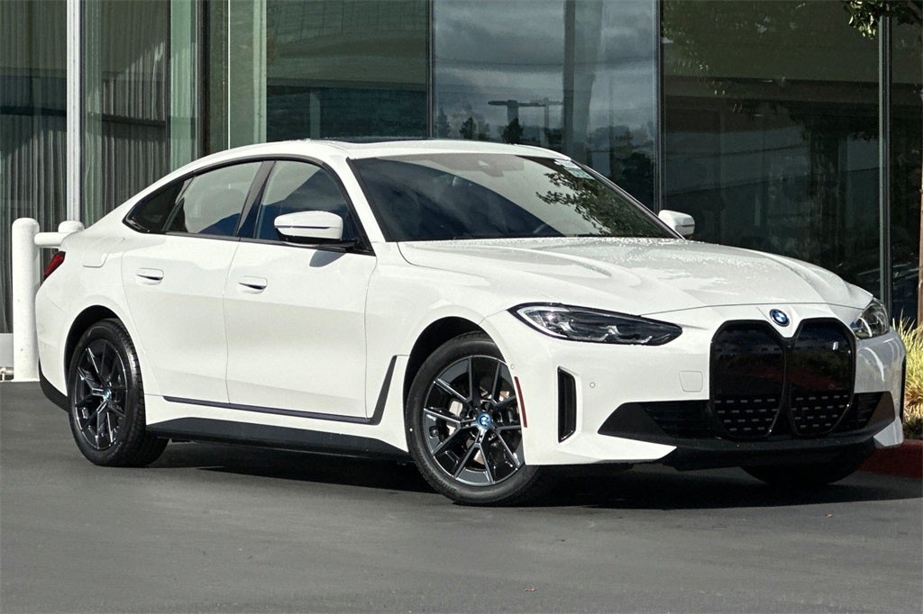 2023 BMW i4 eDrive35