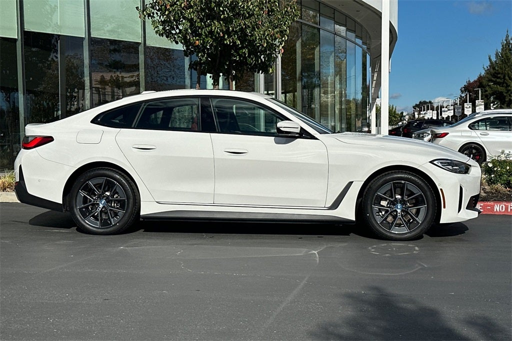 2023 BMW i4 eDrive35