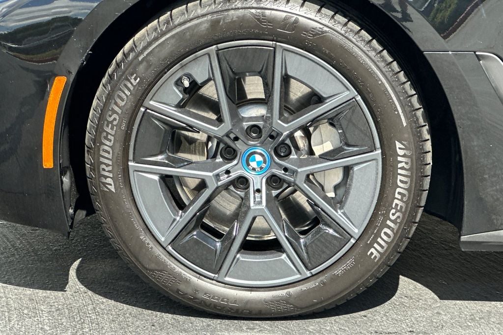 2023 BMW i4 eDrive35