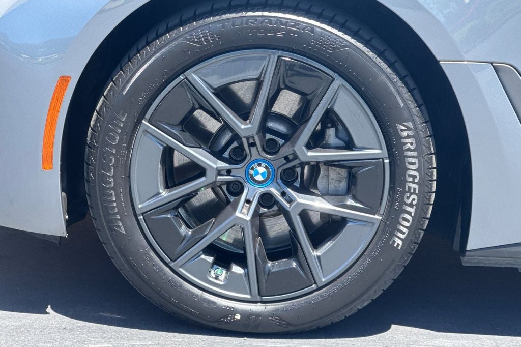 2023 BMW i4 eDrive35