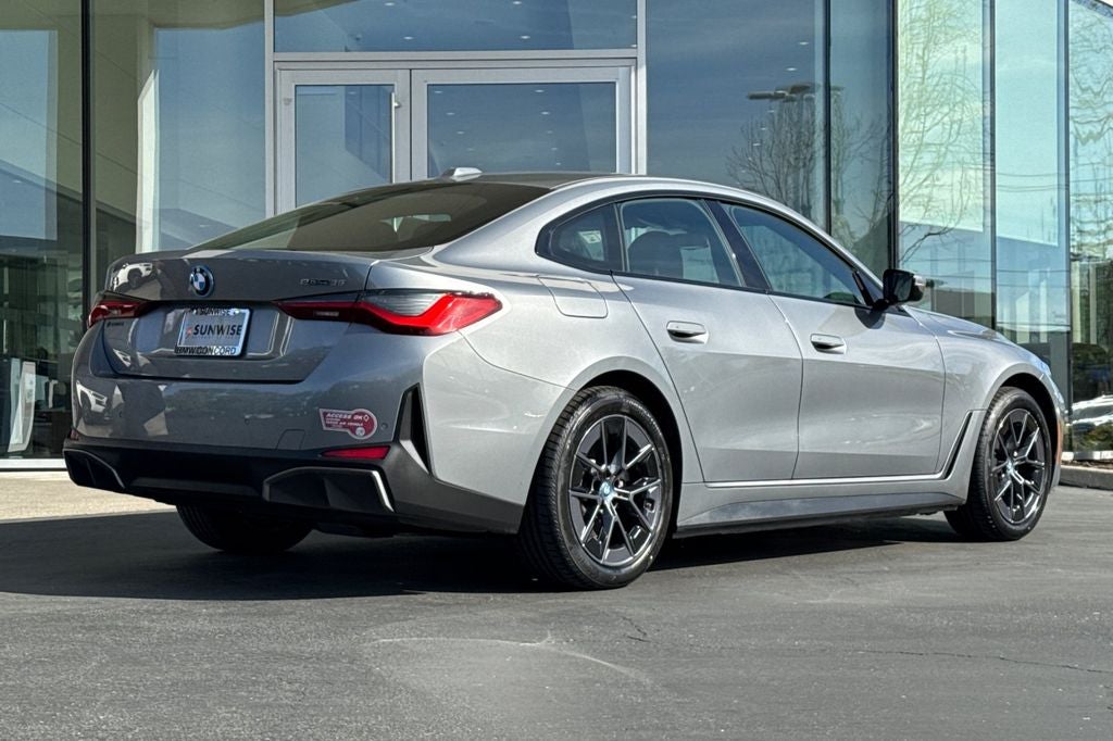 2023 BMW i4 eDrive35