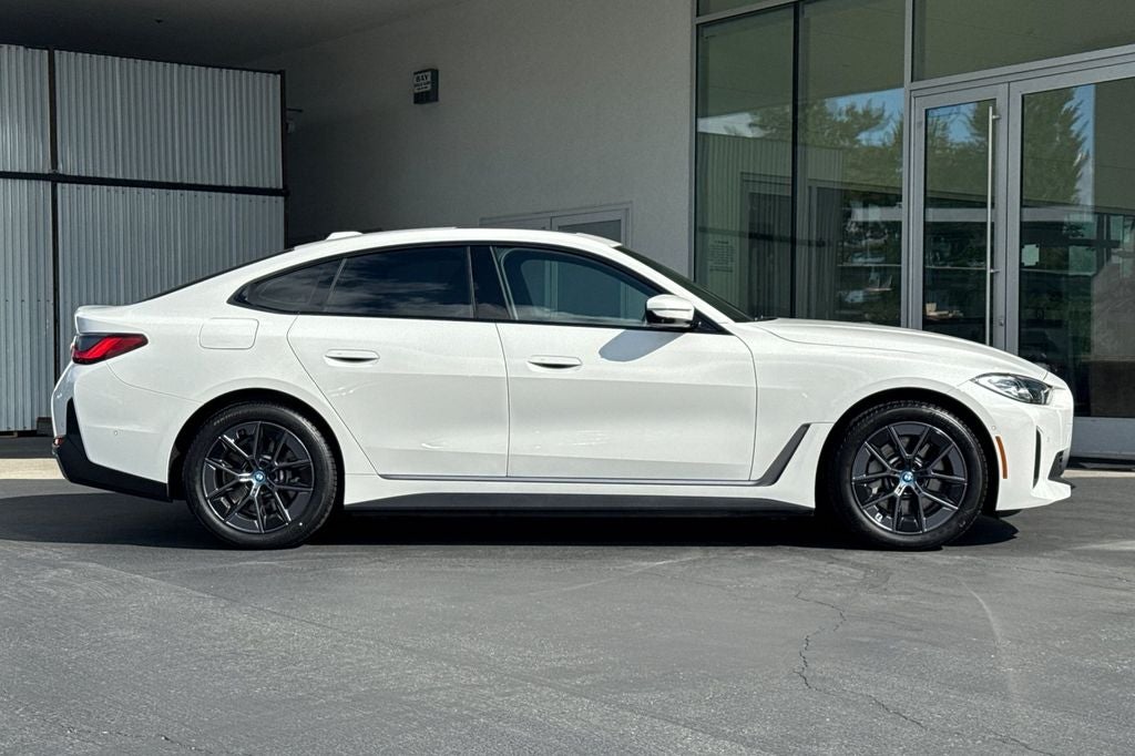 2023 BMW i4 eDrive35