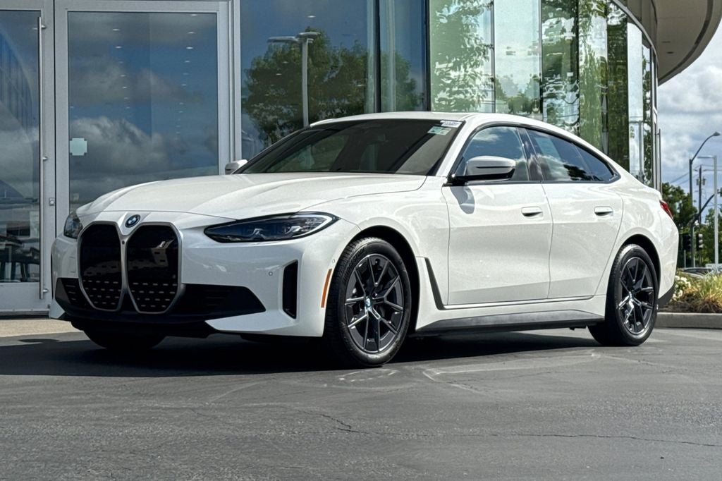 2023 BMW i4 eDrive35