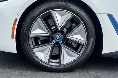 2023 BMW i4 eDrive35