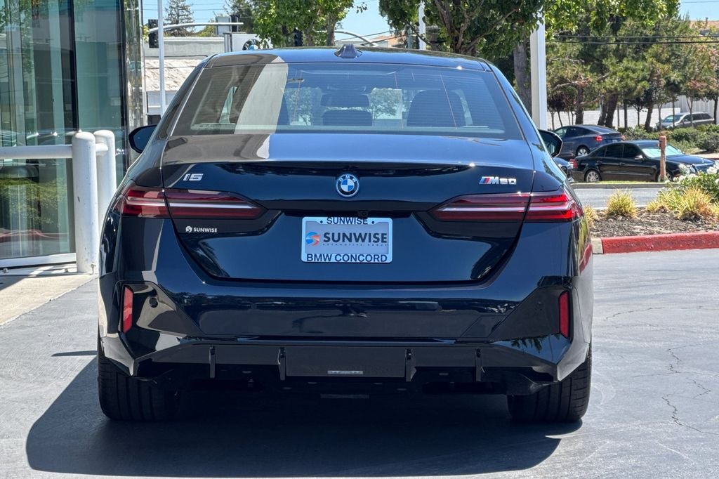 2026 BMW i5 M60