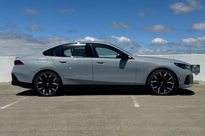 2026 BMW i5 M60