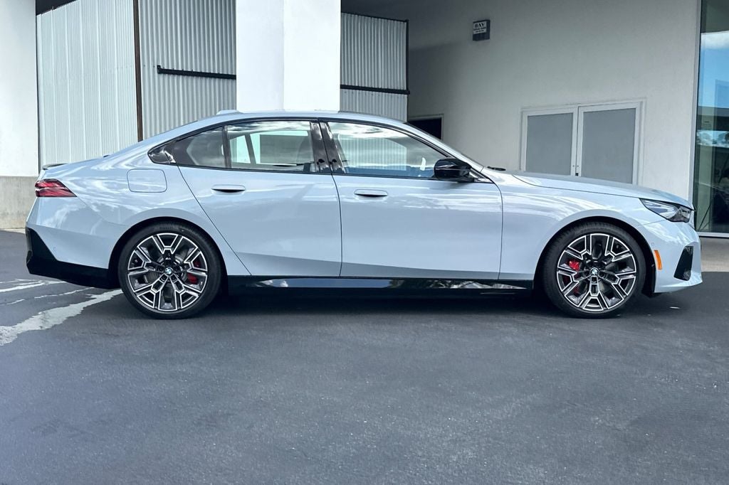2026 BMW i5 M60