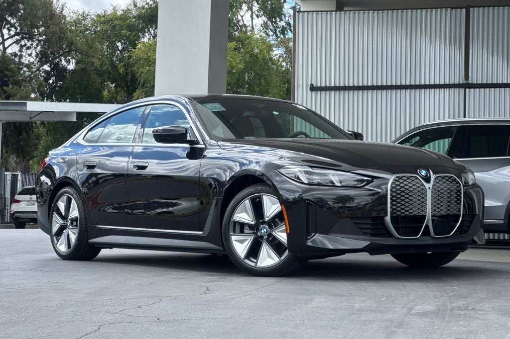 2026 BMW i4 eDrive40
