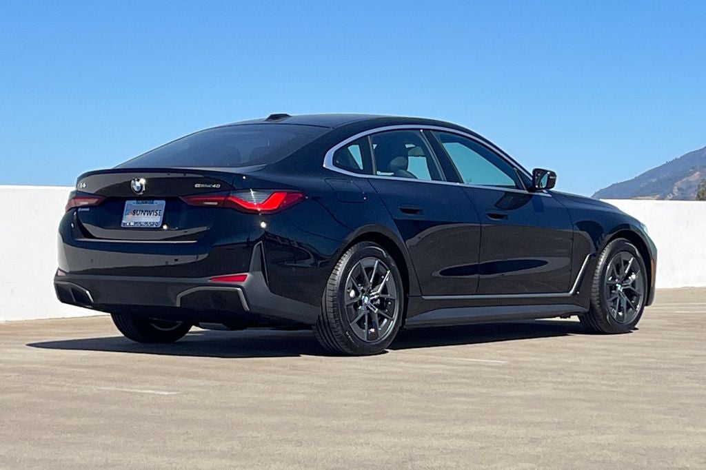 2026 BMW i4 eDrive40