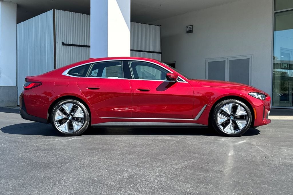2026 BMW i4 eDrive40