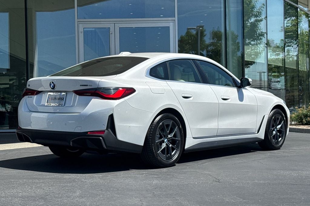2026 BMW i4 eDrive40