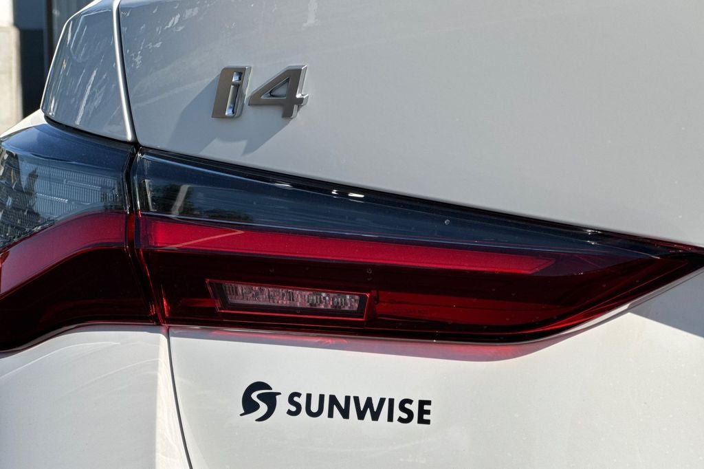 2026 BMW i4 eDrive40