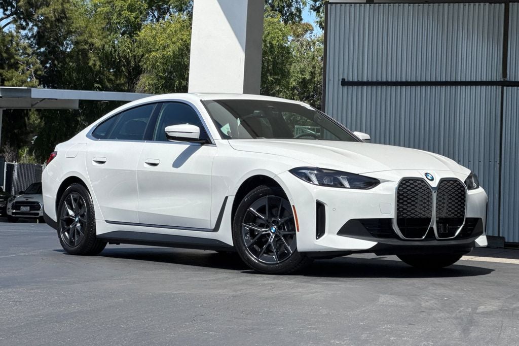 2026 BMW i4 eDrive40