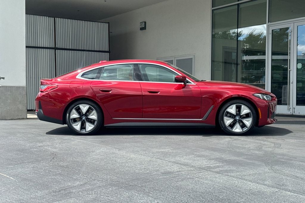 2026 BMW i4 eDrive40