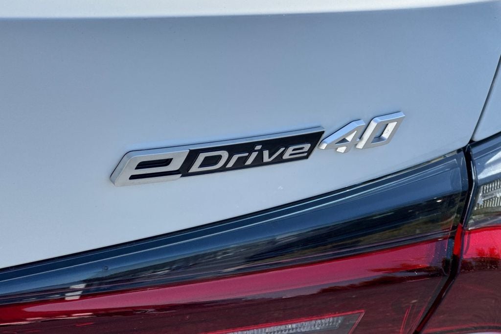 2026 BMW i4 eDrive40