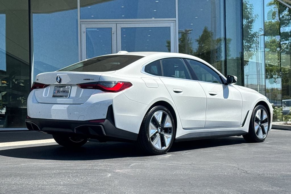 2026 BMW i4 eDrive40