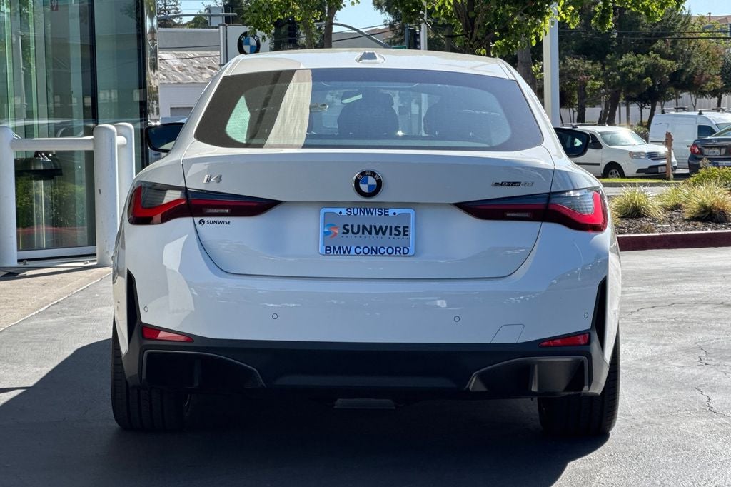 2026 BMW i4 eDrive40