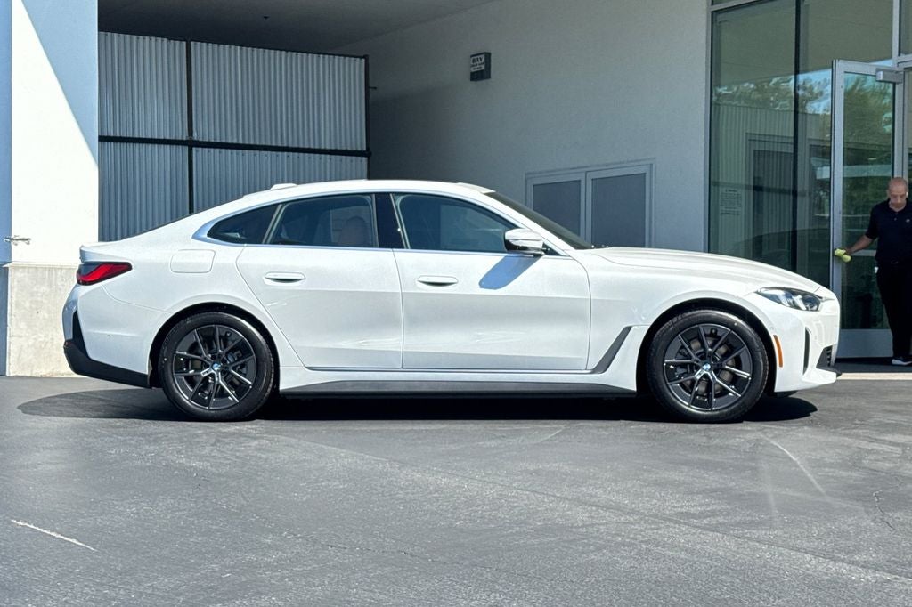 2026 BMW i4 eDrive40