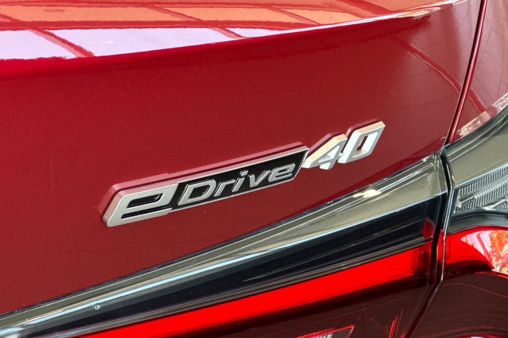 2026 BMW i4 eDrive40