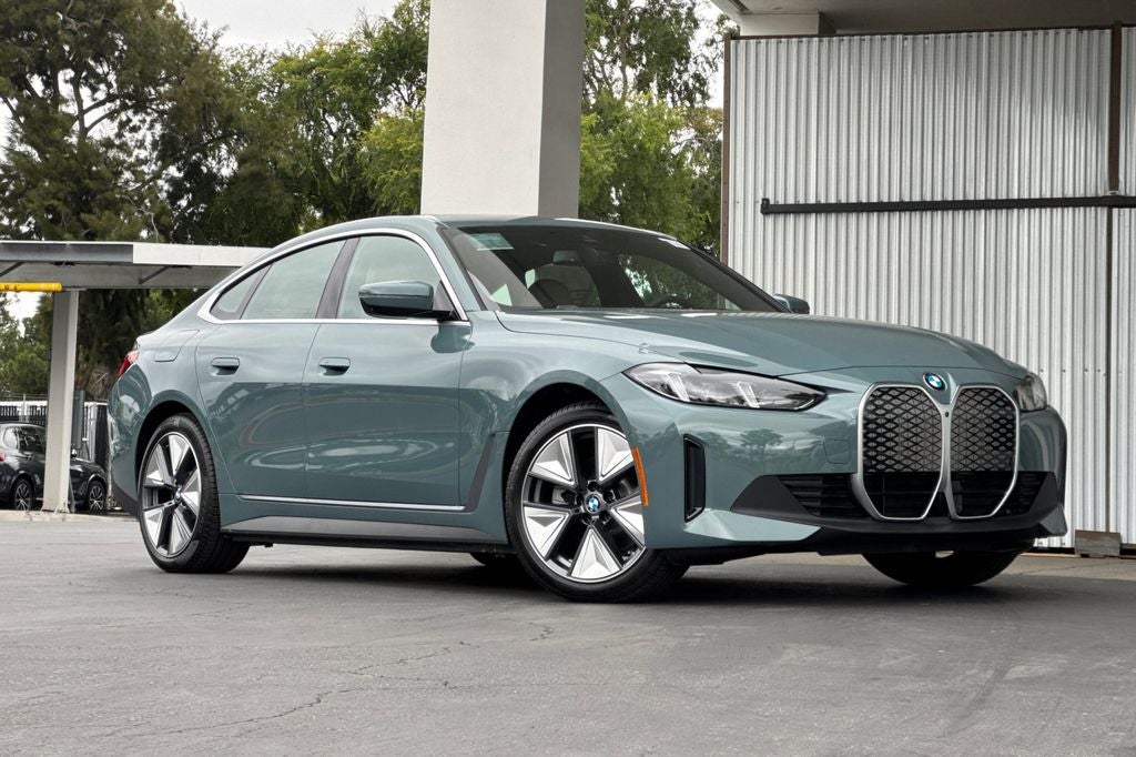 2026 BMW i4 eDrive40