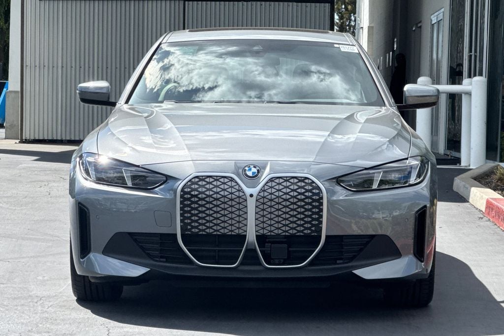 2026 BMW i4 eDrive40