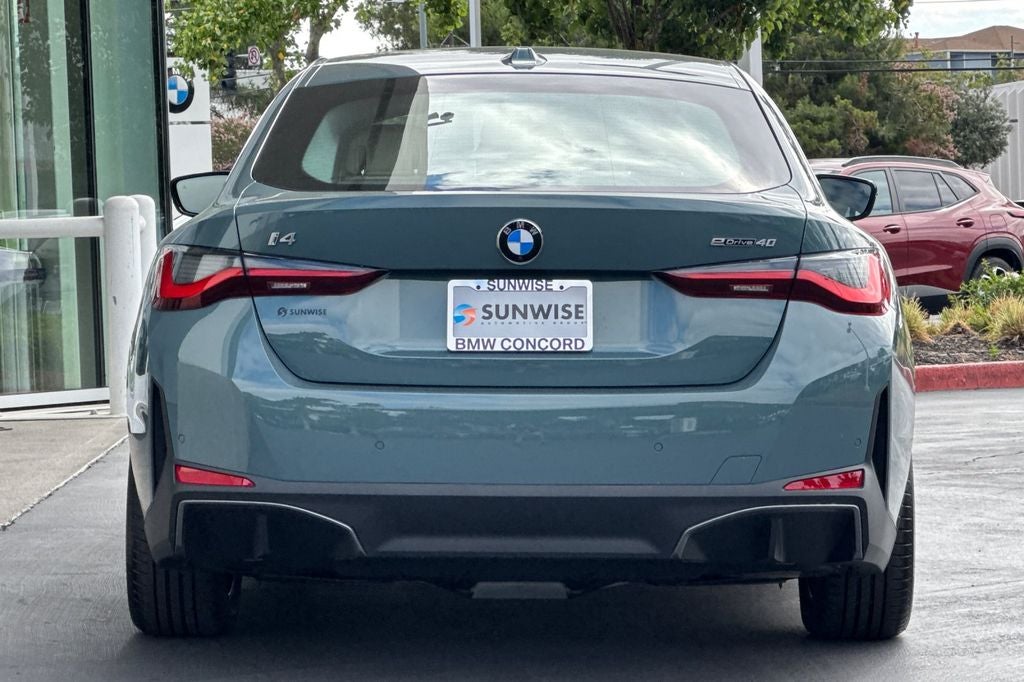 2026 BMW i4 eDrive40