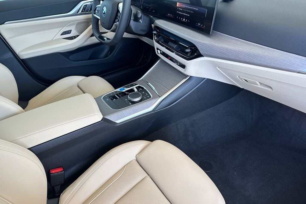2026 BMW i4 eDrive40