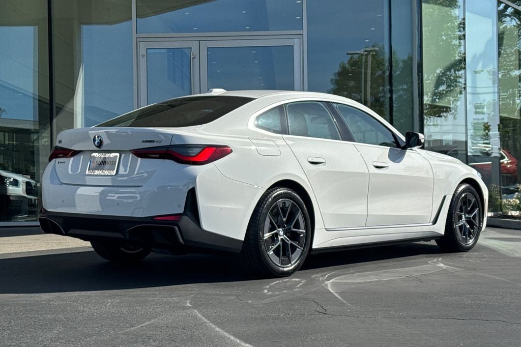 2026 BMW i4 eDrive40