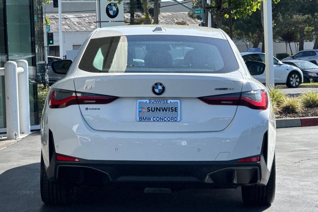2026 BMW i4 eDrive40