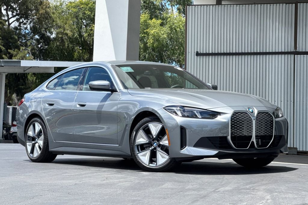 2026 BMW i4 eDrive40