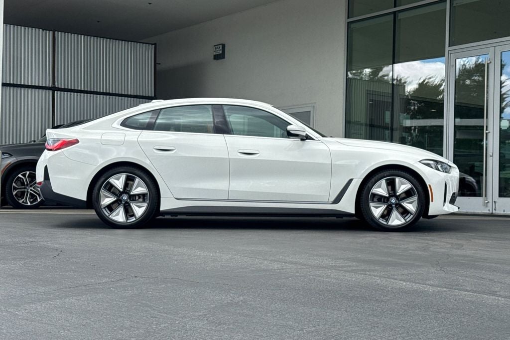 2026 BMW i4 eDrive40