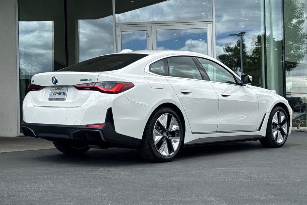 2026 BMW i4 eDrive40