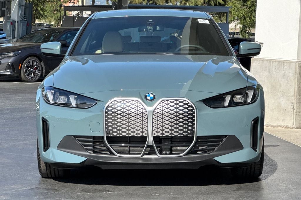 2026 BMW i4 eDrive40