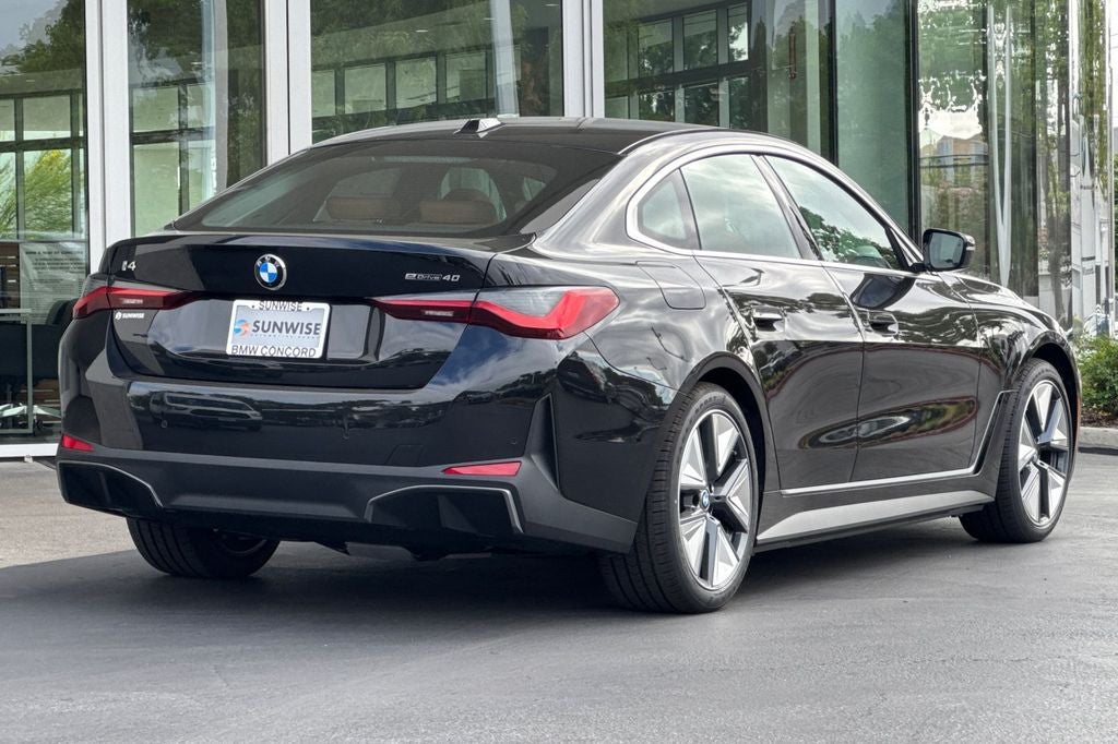 2026 BMW i4 eDrive40
