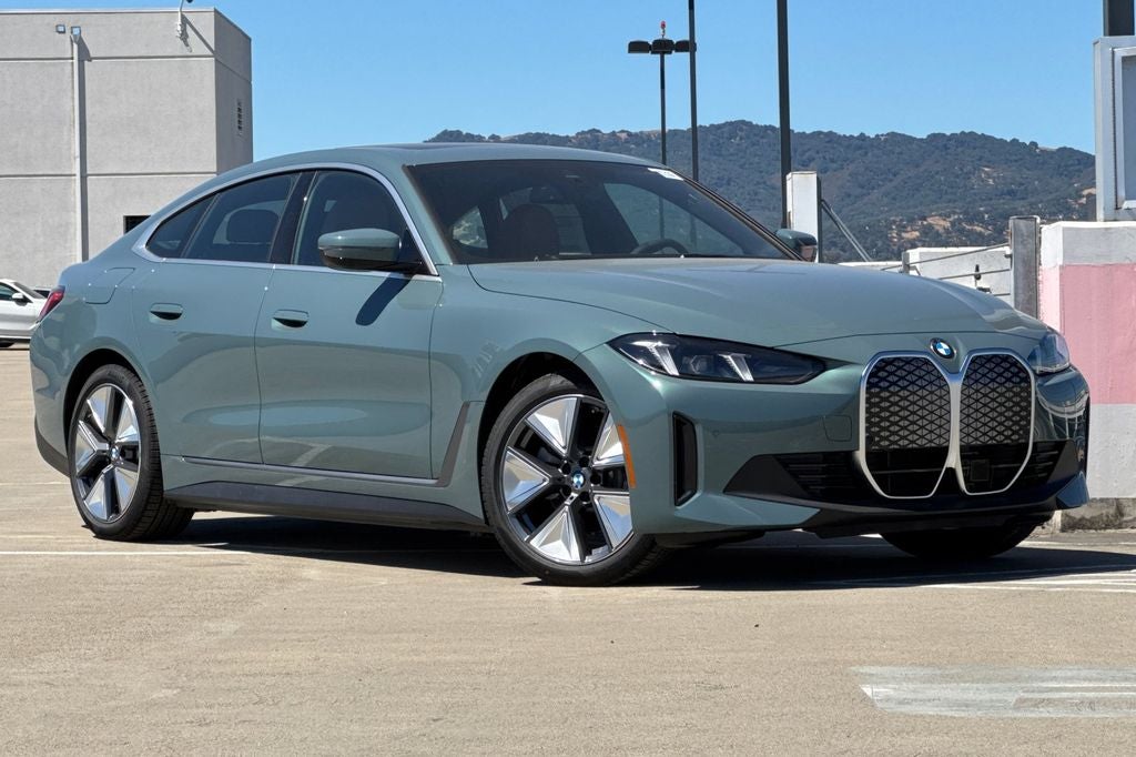 2026 BMW i4 eDrive40