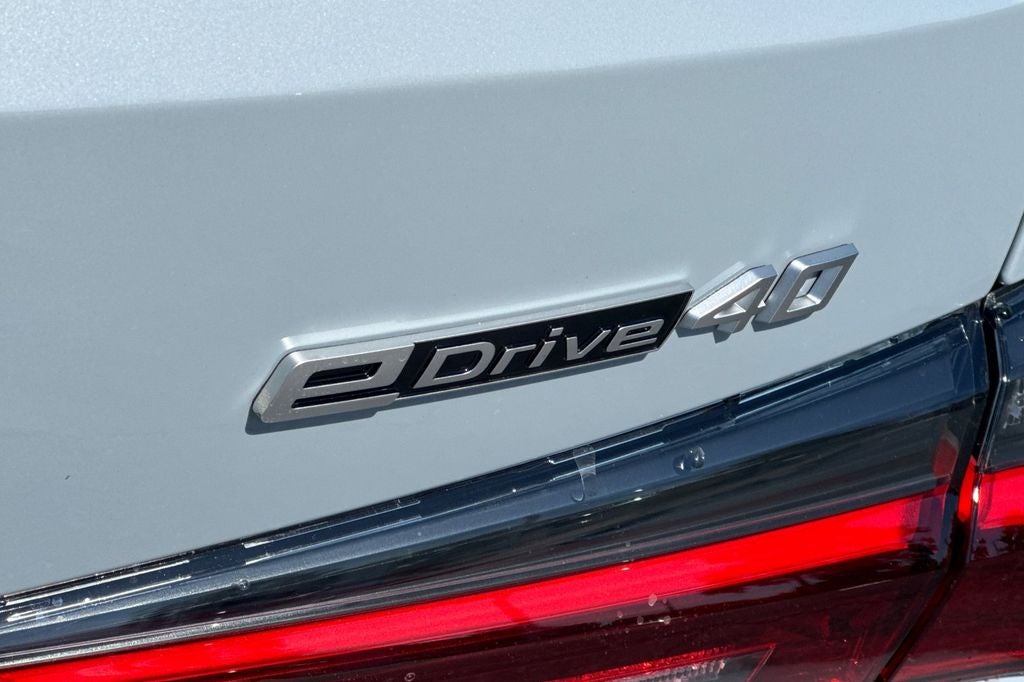 2026 BMW i4 eDrive40