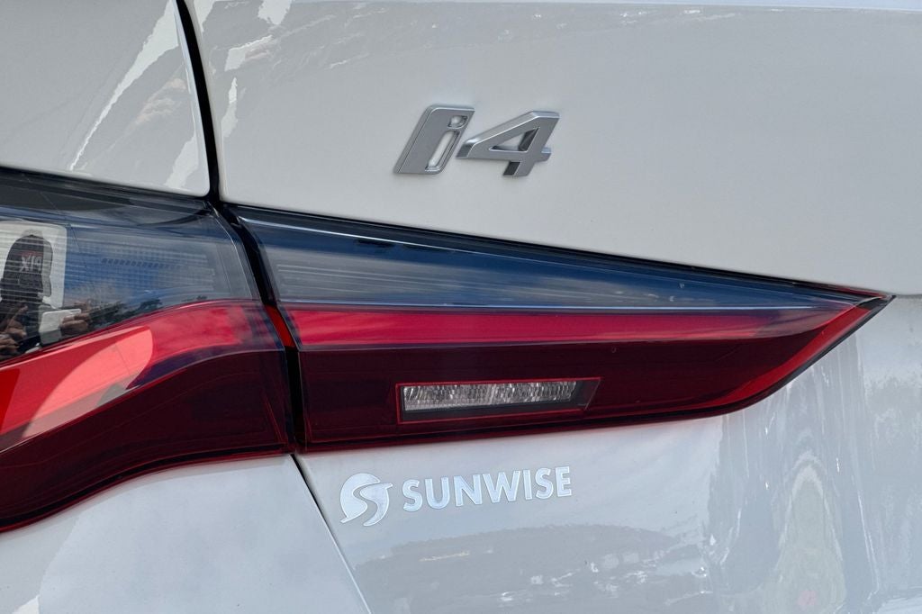 2026 BMW i4 eDrive40