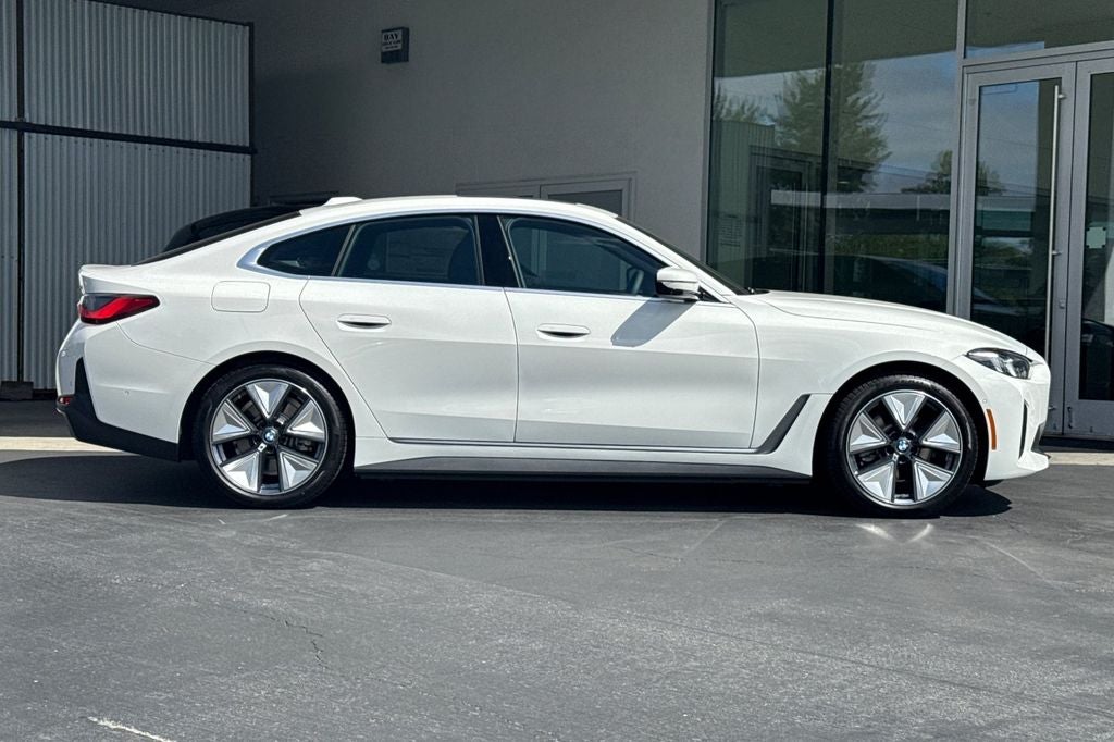 2026 BMW i4 eDrive40